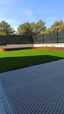 Trabajo de exterior realizado por REFEX