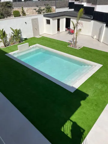 Trabajo de exterior realizado por REFEX