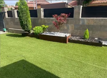 Trabajo de exterior realizado por REFEX