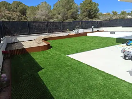 Trabajo de exterior realizado por REFEX